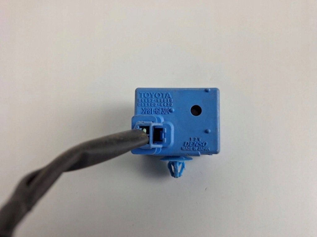 фото №4, Lexus rx 450h 2012 реле сигнал