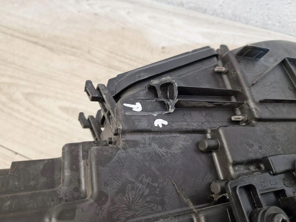 фото №8, Porsche cayenne 7p5 лампа ксенон перед левая