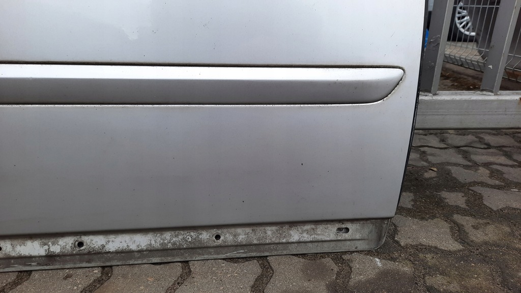 фото №6, Двері перед праве volvo v50 04-12r 426-26