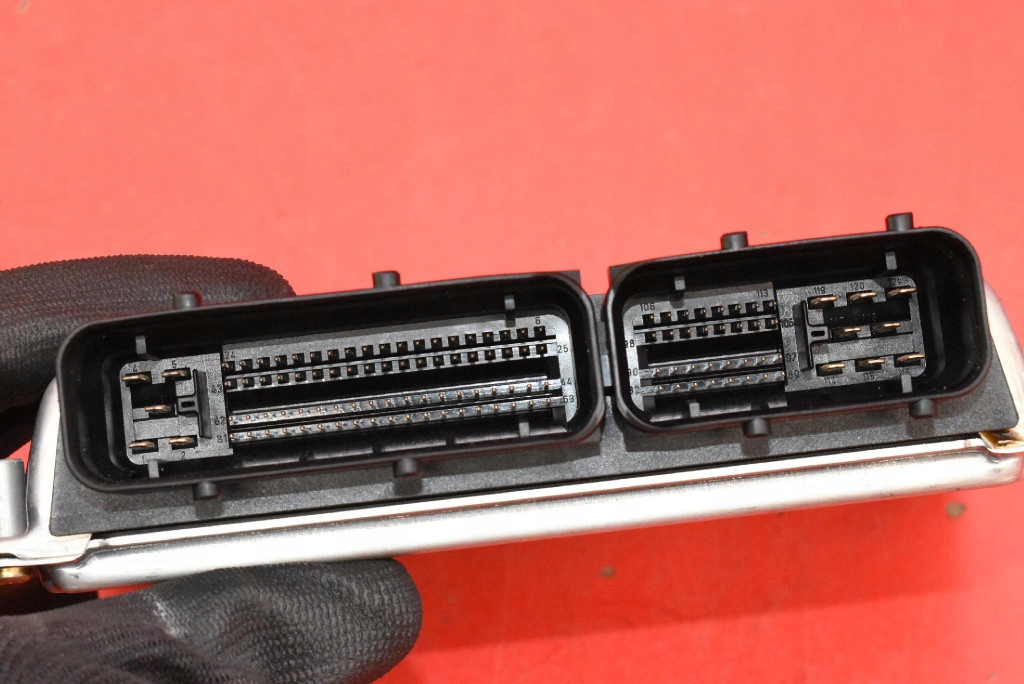 Блок керування бортовий комп'ютер двигуна 3b0907552bk 0261207501 audi a6 c5 2.4 v6 170 km Київ