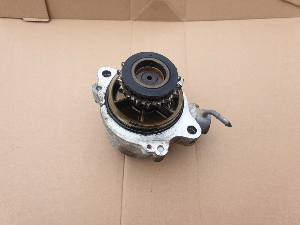 фото №1, Насос вакуум r2aa 18g00 mazda 6 2,2 mzr-cd 11' gh