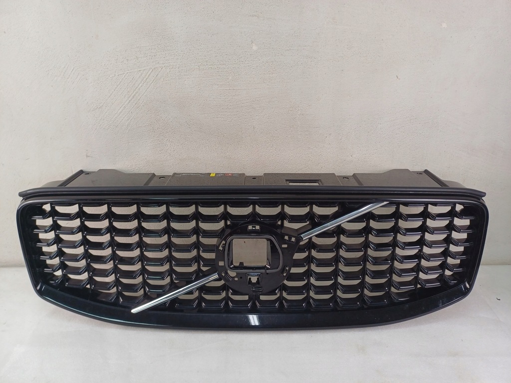 фото №1, Решітка радіатора решітка радіатора бампера перед volvo xc60 ii 2 lift 21- r-design