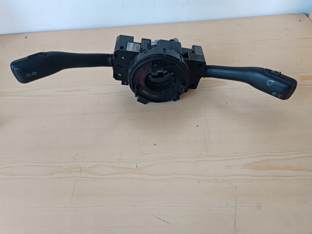 фото №1, Переключатель комбинированный 8l0953513g audi a3 97r