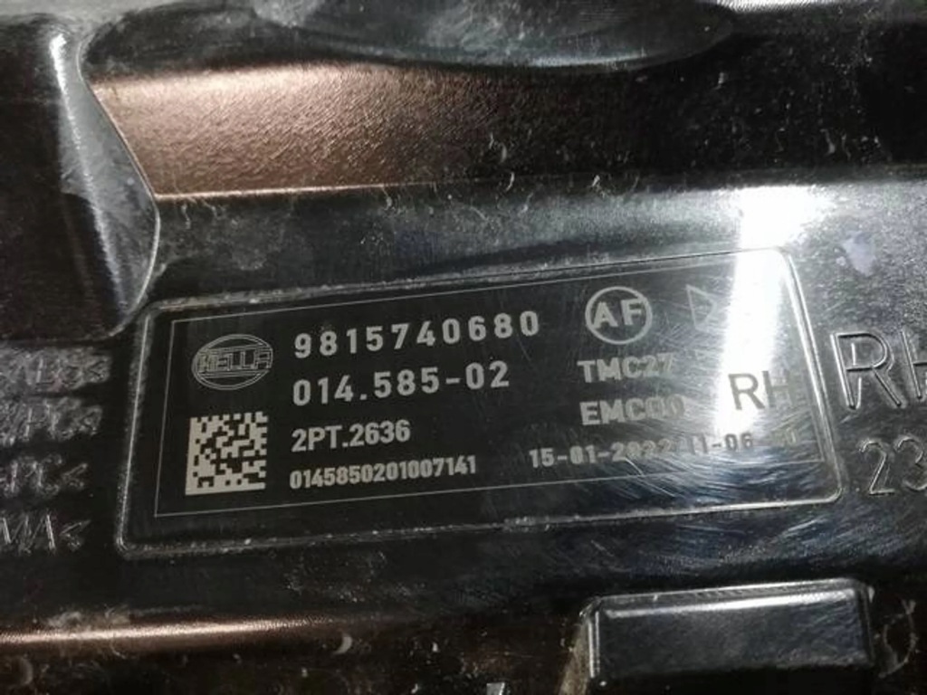 фото №2, Citroen ds4 ii 2 противотуманная фара drl led правый 9815740680