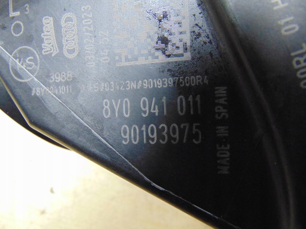 фото №16, Лампа левая перед audi a3 8y 8y0941011 europa