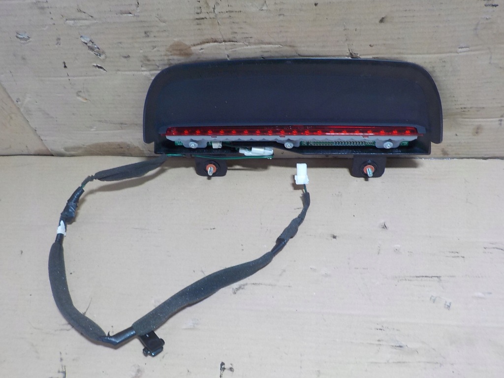 фото №1, Hyunday i40 лампа стоп-сигнал стоп