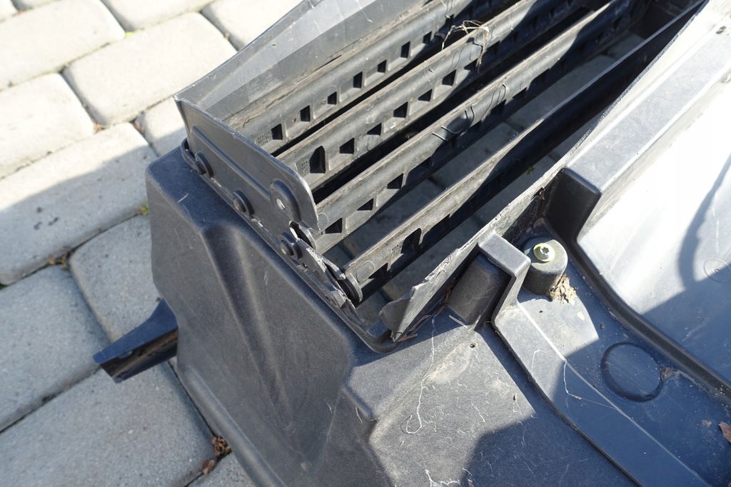 фото №7, Citroen peugeot захист шторка впуск повітря 113831600