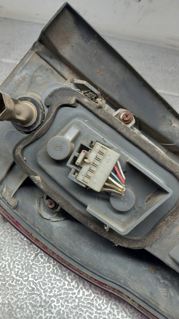 фото №8, Лампа левая задняя fiat punto i 97r