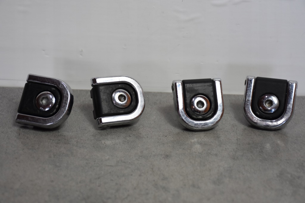 фото №1, Кронштейн багажника land rover range rover