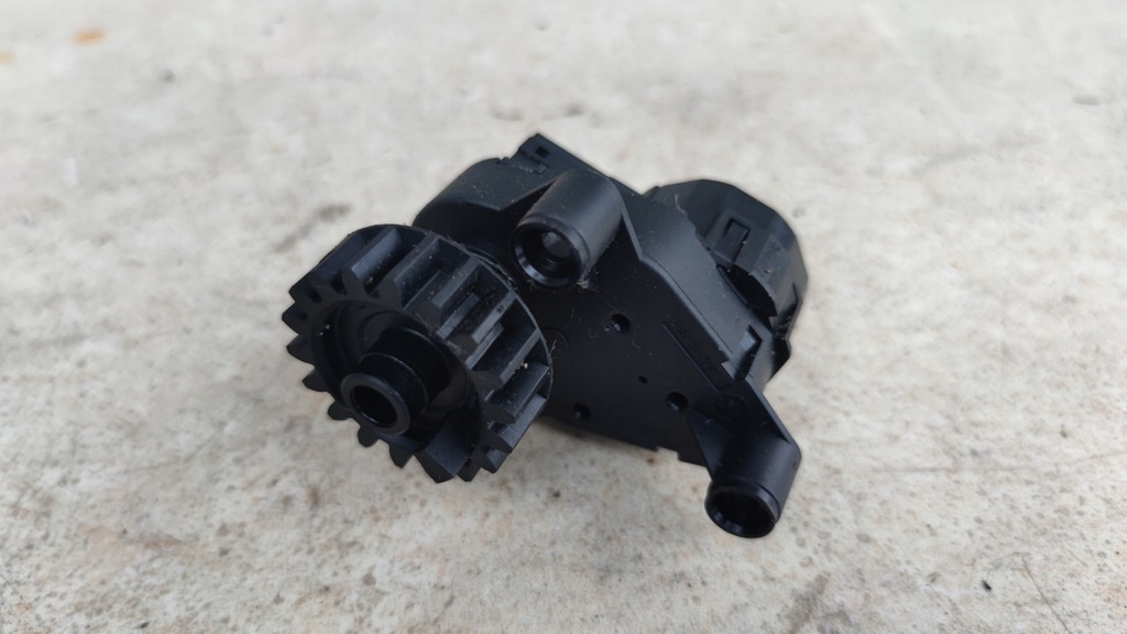 фото №7, Моторчик обдув vw sharan 7m3907511 alhambra