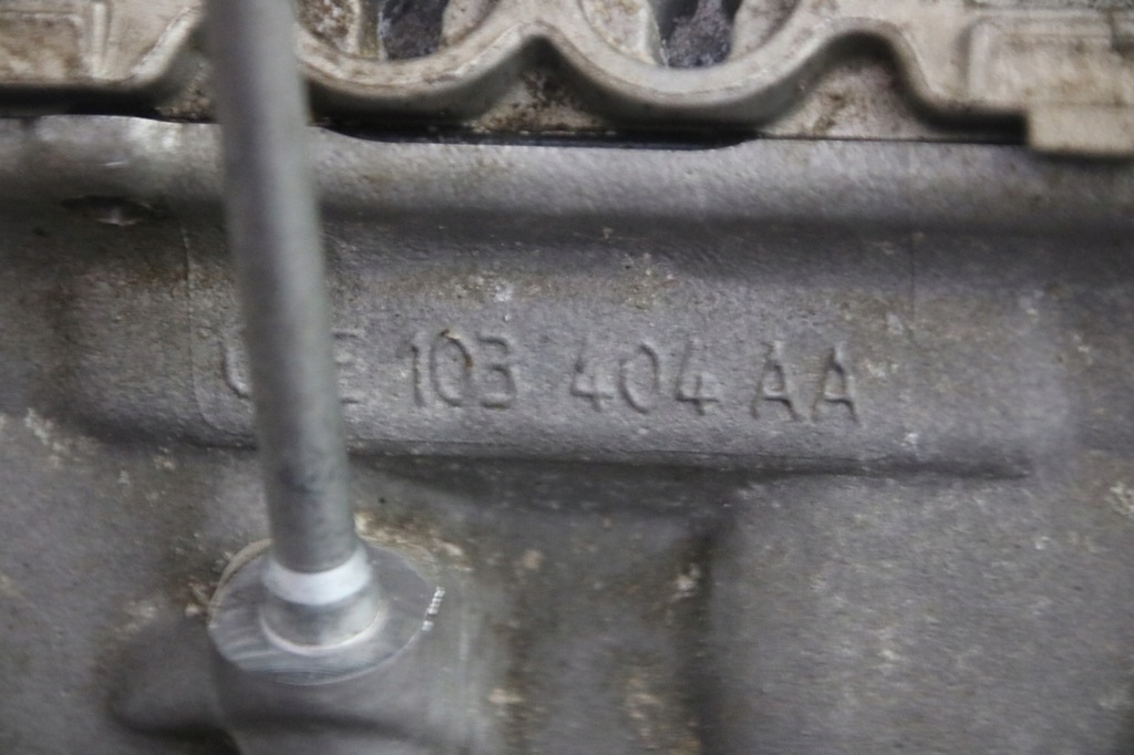 фото №12, Audi a8 d4 3,0 tfsi crec головка права 06e103404aa