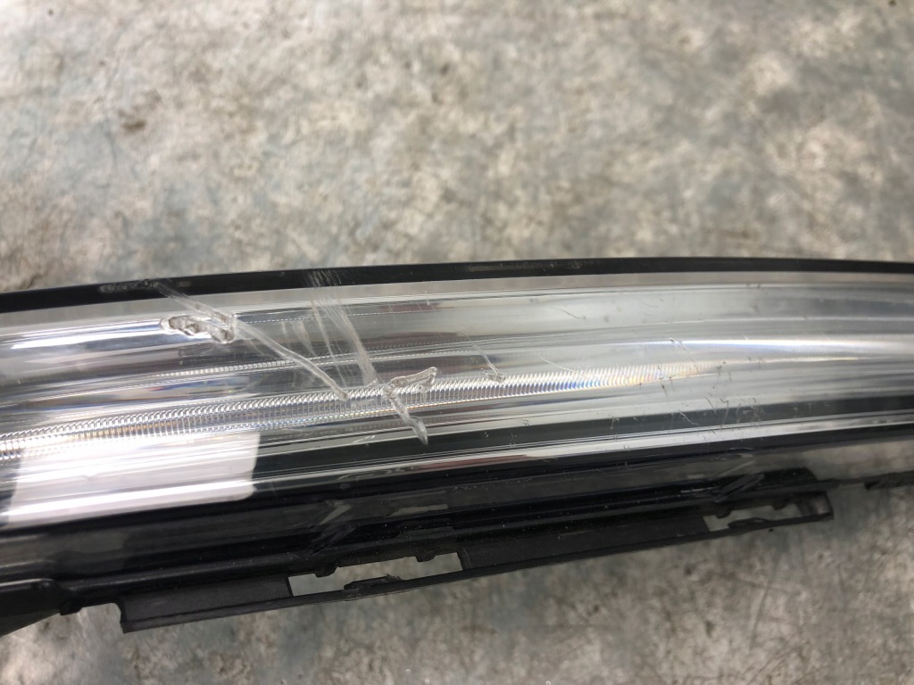 Фара поворотник led drl правий porsche cayenne 7p5941182j в Україні
