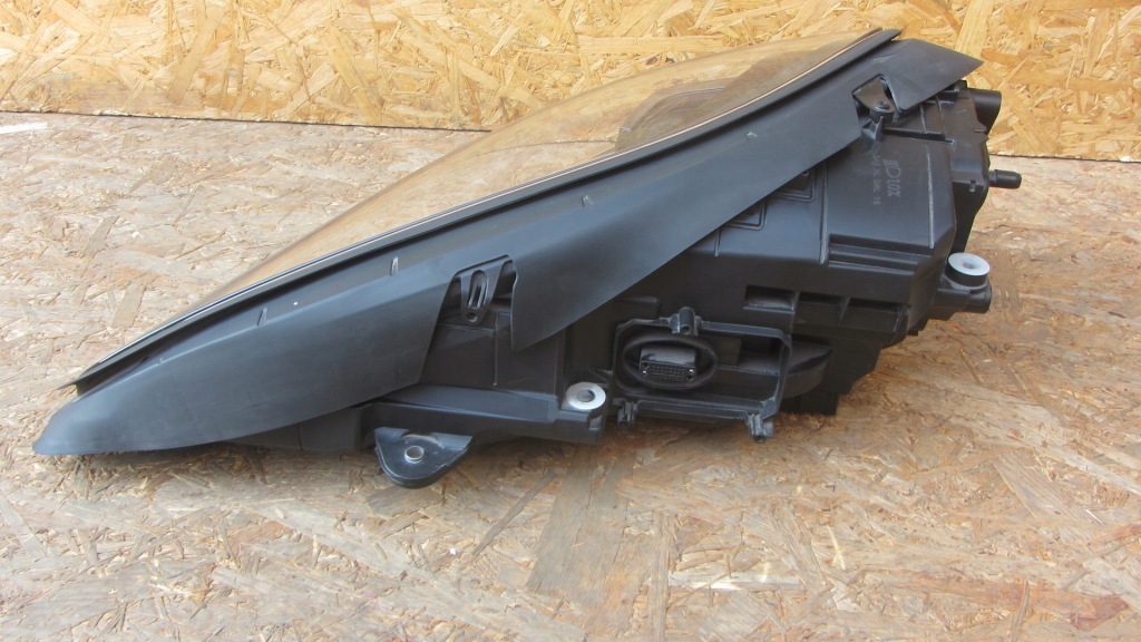 Передня правий фара porche macan 95b 95b941010ac Зі Шроту