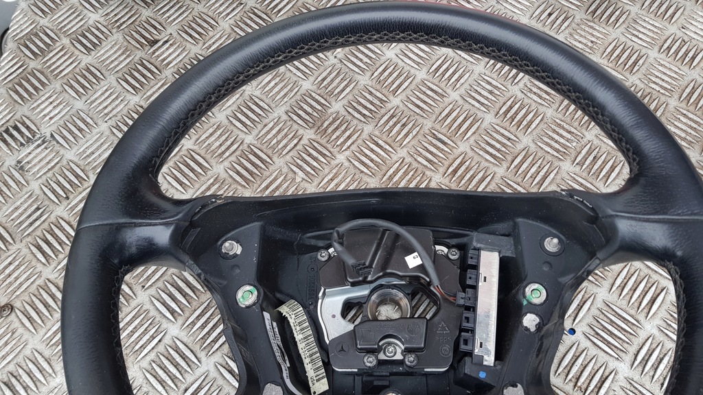 фото №9, Mercedes w211 воздуховод кожаный кожа ładna