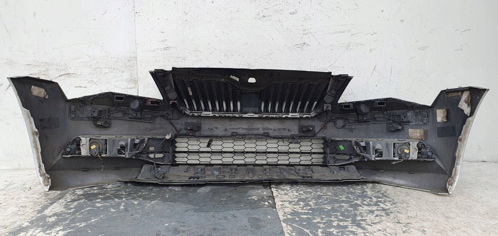 фото №7, Skoda superb b8 3v 015-019 бампер перед передний