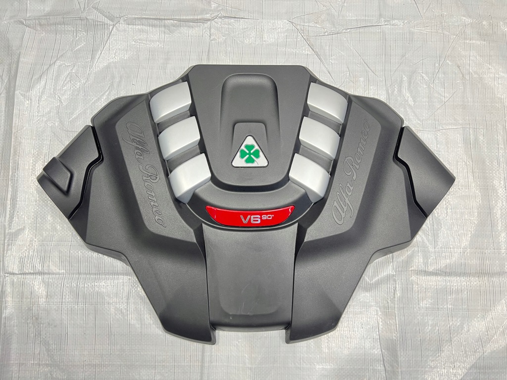 фото №1, Alfa romeo stelvio qv крышка двигателя 50554973