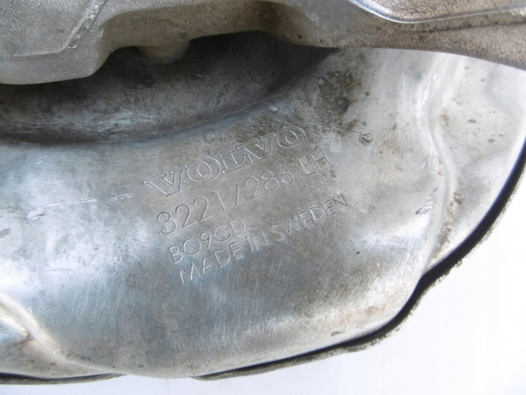 фото №13, Поворотний кулак ступиця лівий задня задня awd 4x4 volvo s60 iii v60 ii 18-