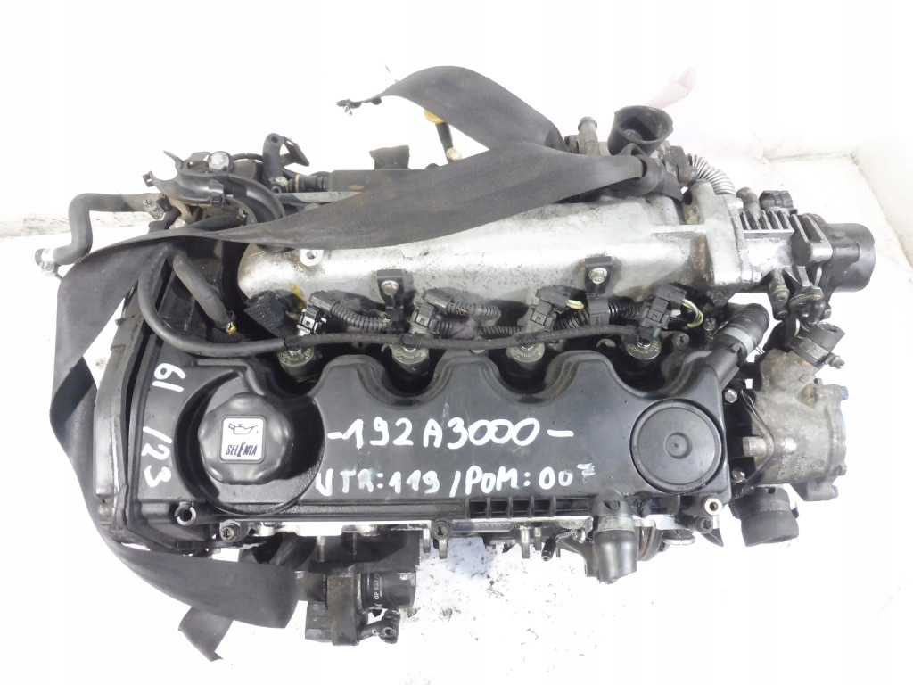 Купити Двигун комплект  стійку  192a3000 fiat stilo 1.9 jtd