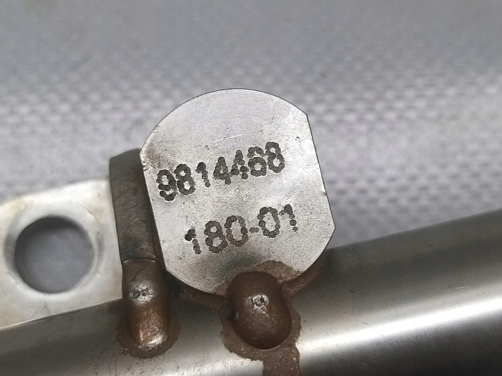 фото №10, Молдинг впрыскная датчик 1.6 thp 225km 5g06 citroen ds7 3008 508 9814468180