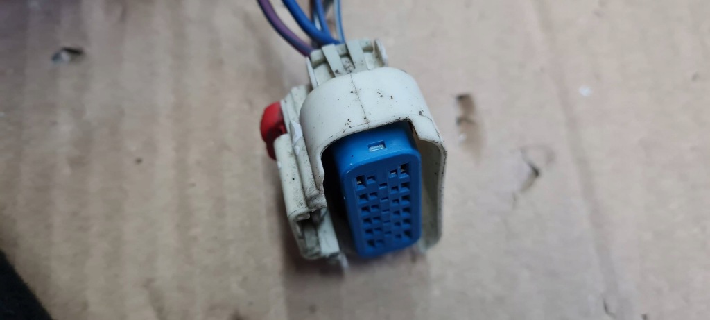 Jeep grand cherokee wl 2022 штекер колодка з'єднувач 9 pin Недорого