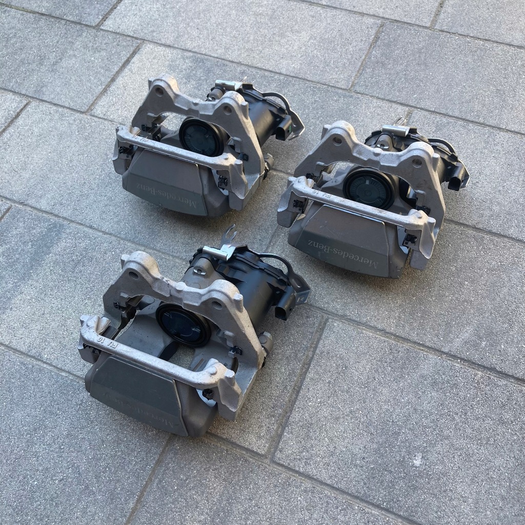 фото №13, Mercedes s-klasa w223 суппорт тормозной с двигатель левый задняя 360x26