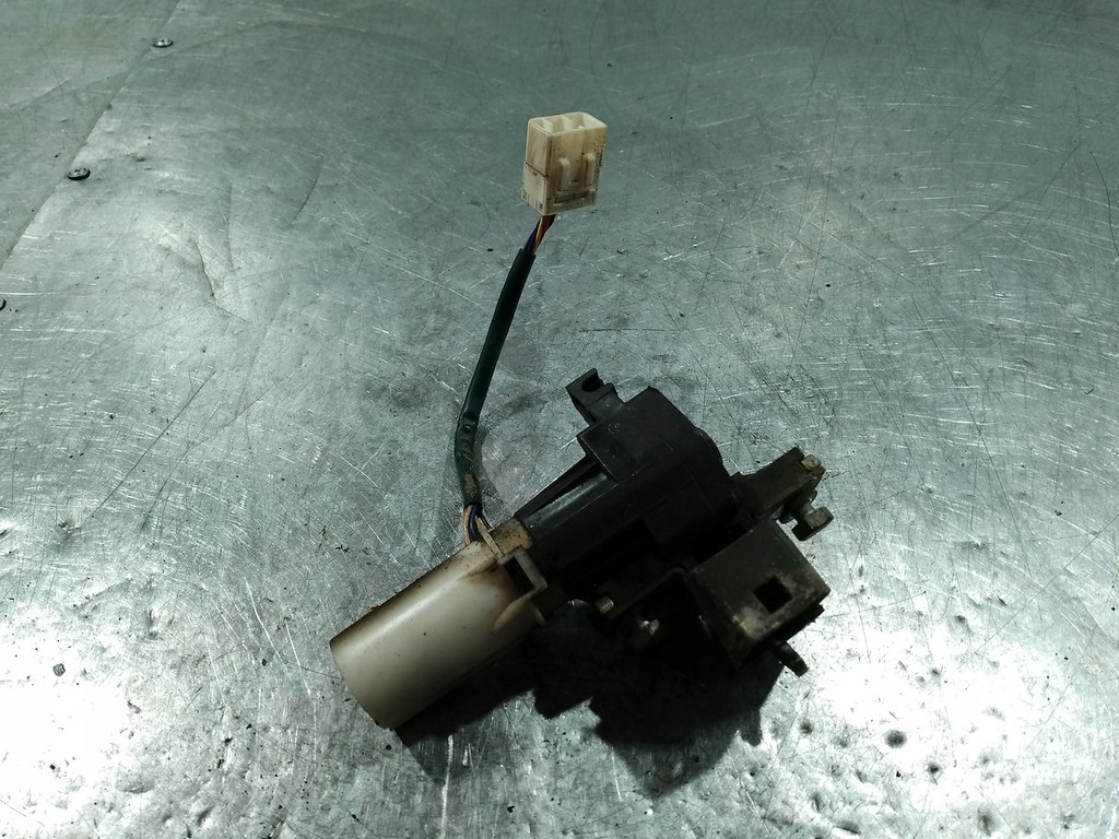 фото №6, Замок кришки lancia thesis