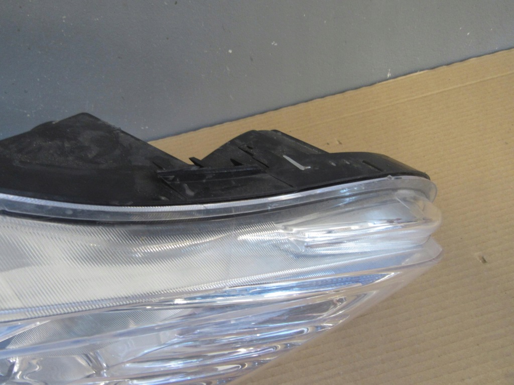 Nissan nv 200 2013 фара правый перед led Недорого