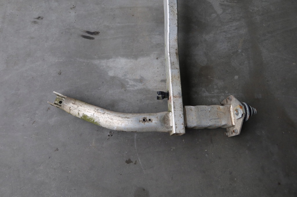 фото №15, Балка бампера перед peugeot 407