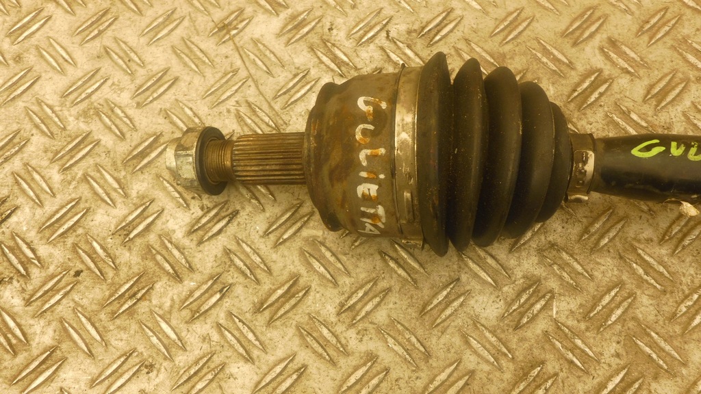 фото №3, Привідний вал права alfa romeo giulietta