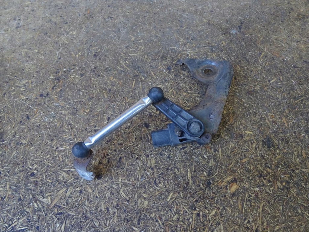 фото №10, A4 b8 8k a5 8t датчик выравнивание света задняя задний 8k0941309f 1t0907503a