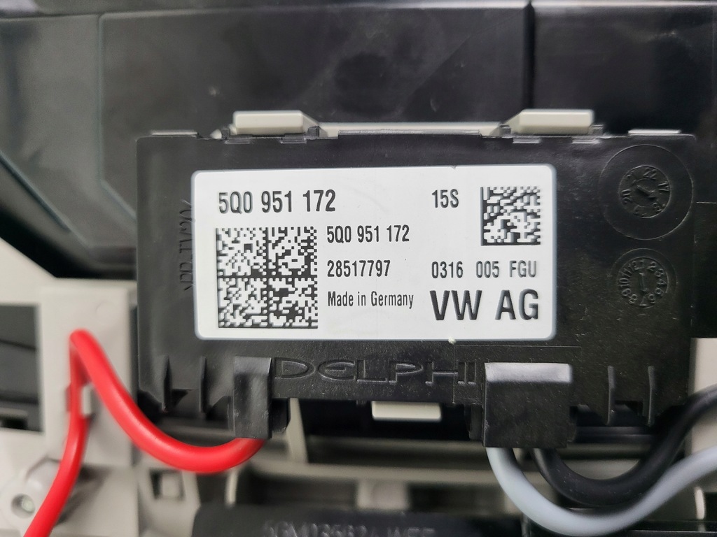 фото №8, Vw arteon 18r лампа стельовий освітлення кабіни sos