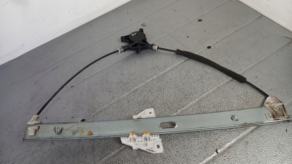 фото №1, Підйомник правий перед mazda 5 06r 2.0d