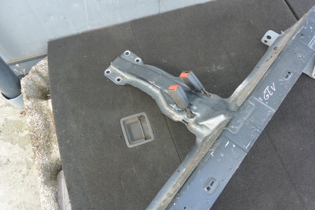 фото №3, Каркас основание сидений iii ряд mercedes gl x164 мест