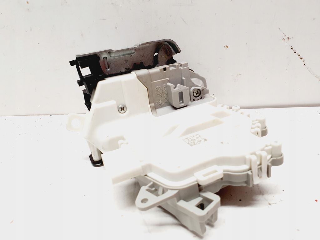 фото №1, Audi tt 8j1837016f правый замок дверь перед