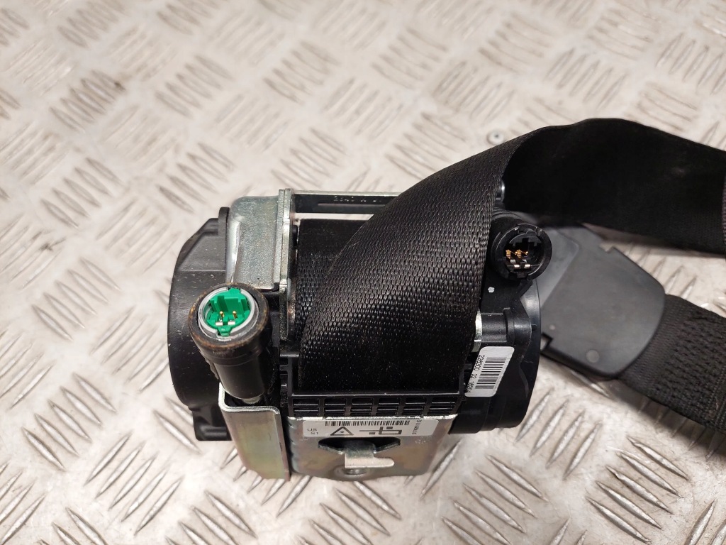 Bmw x1 f48 f49 7428111 перед сторона левая ремни безопасности Недорого