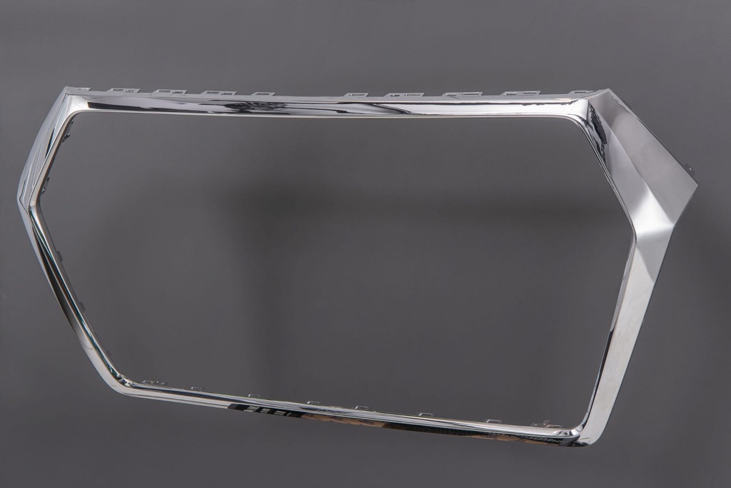 фото №7, Audi q7 sq7 15-20 przed faceliftingiem хромированная рамка решетка 4m0853651f