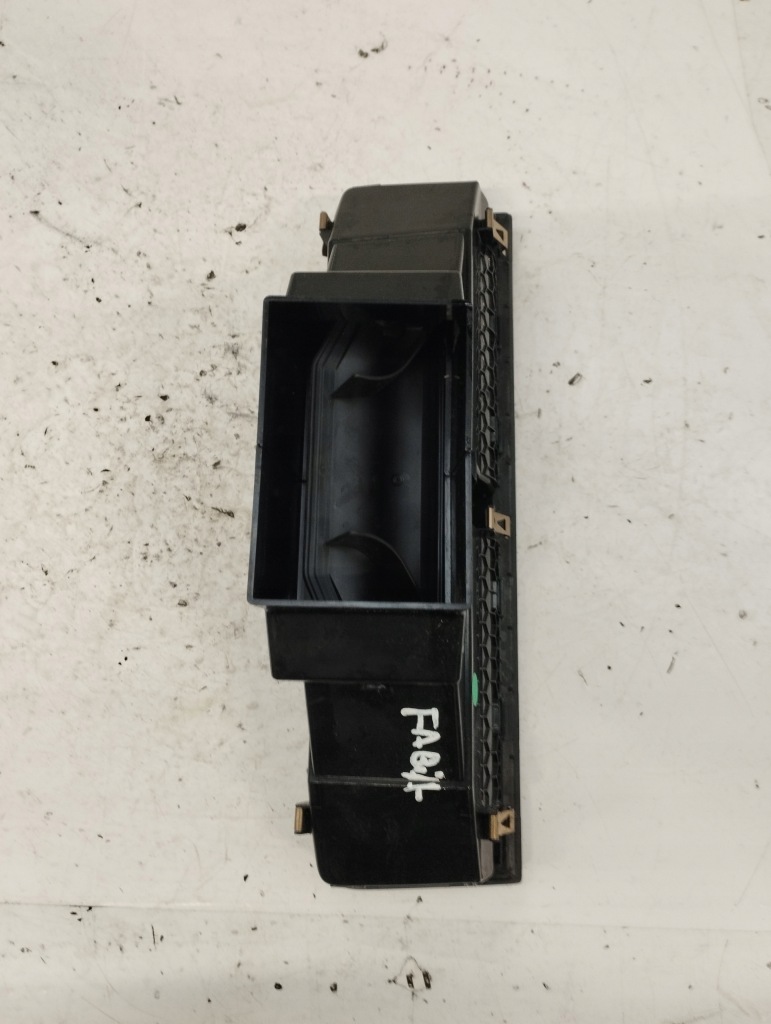 фото №6, Skoda fabia iii 3 решётка обдув средняя 6v0820951c