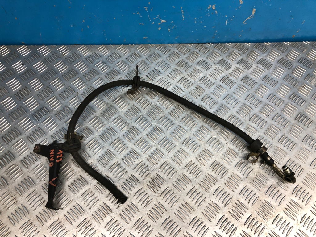 фото №1, Mercedes w123 kombi wąż шланг підвіска рівень рідина