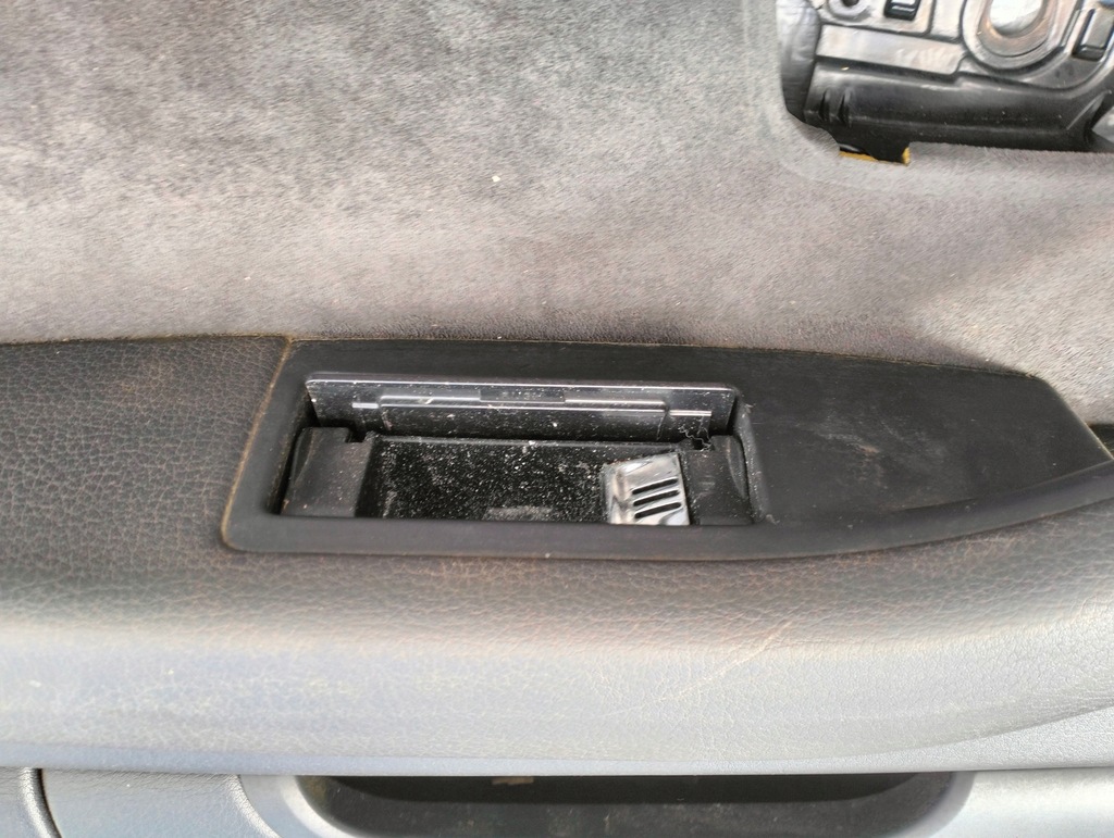 фото №7, Обивка обшивка дверь левый задняя audi a8 s8 d3 4e lift 4e0867067