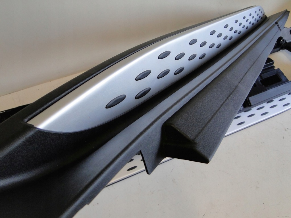 Mercedes молдинг порог левая правая накладка подножка amg ml w166 166 в Украине