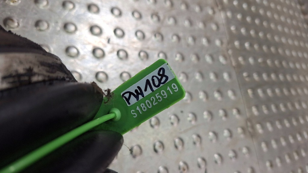 Приводной вал левая короткий перед 1k0407271bj a3 8p golf v passat cc octavia 2 2.0 Недорого