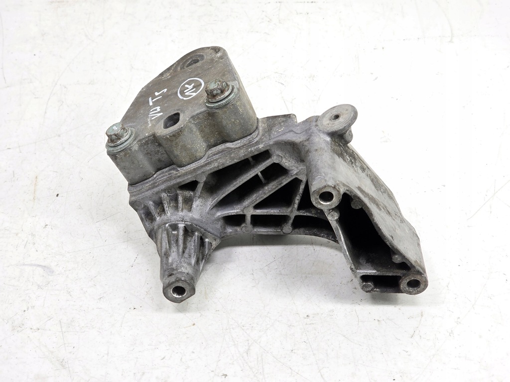 фото №8, Vw t5 1.9 tdi кронштейн кронштейн кронштейн двигуна 038199207af 1k