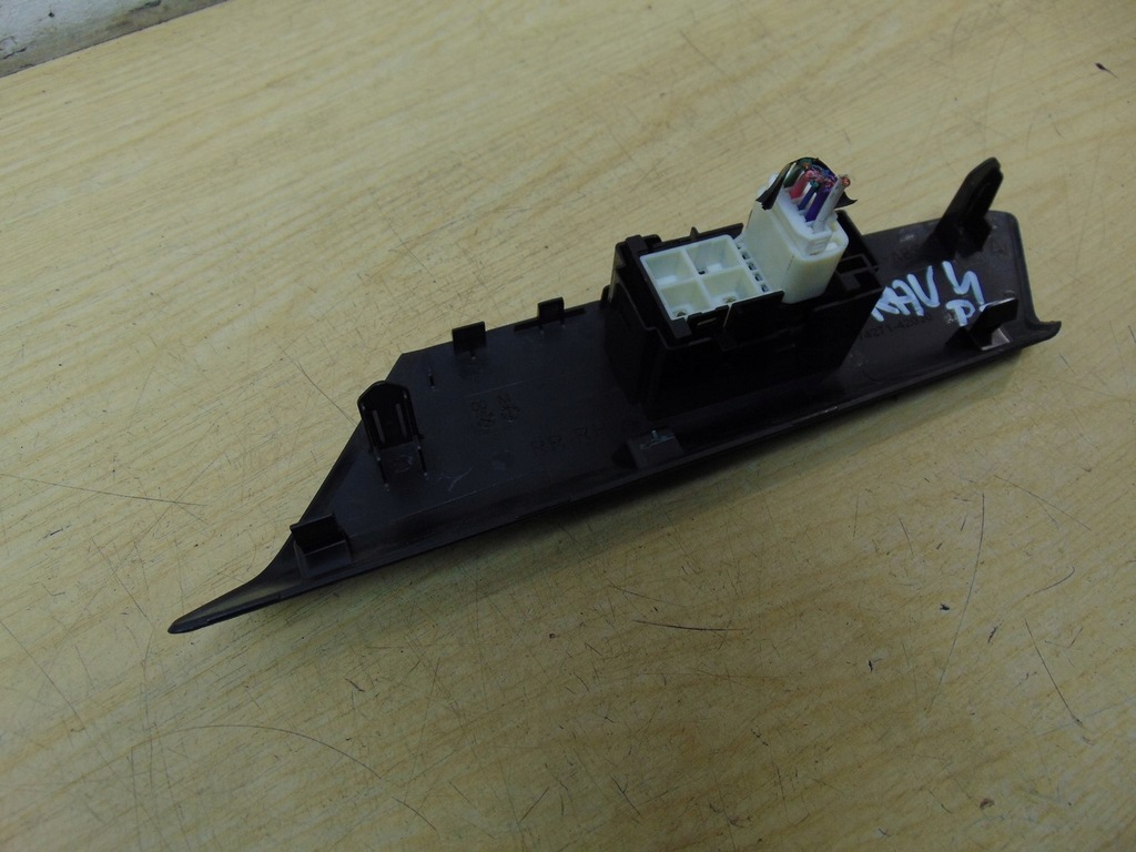 фото №8, Выключатель стекло правый задняя toyota rav4 iv 74271-42030 карбон