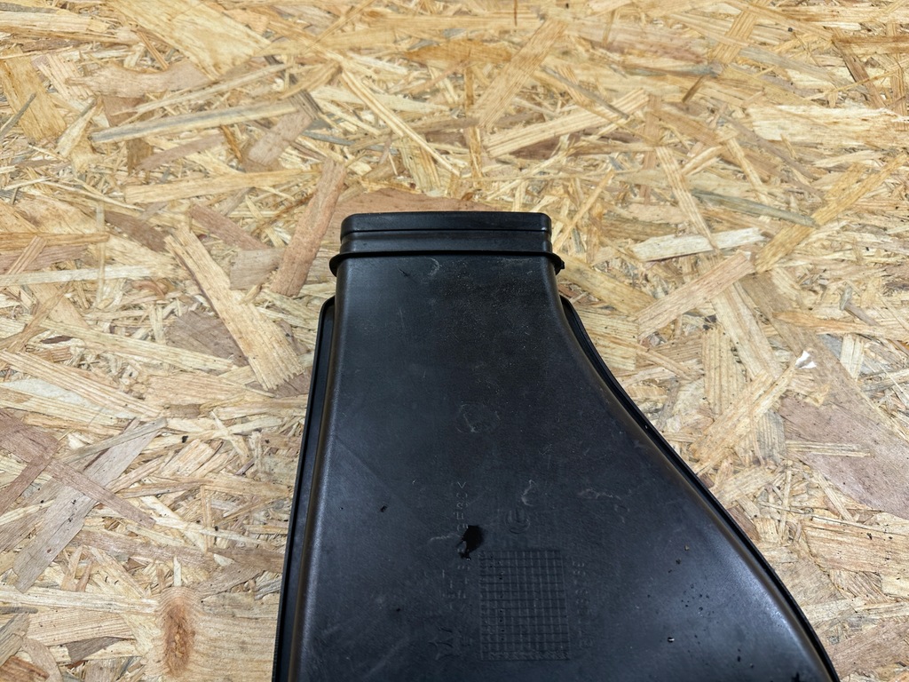 фото №7, Труба впуск повітрозабірник повітря maserati levante 3.0 дизель 670033069