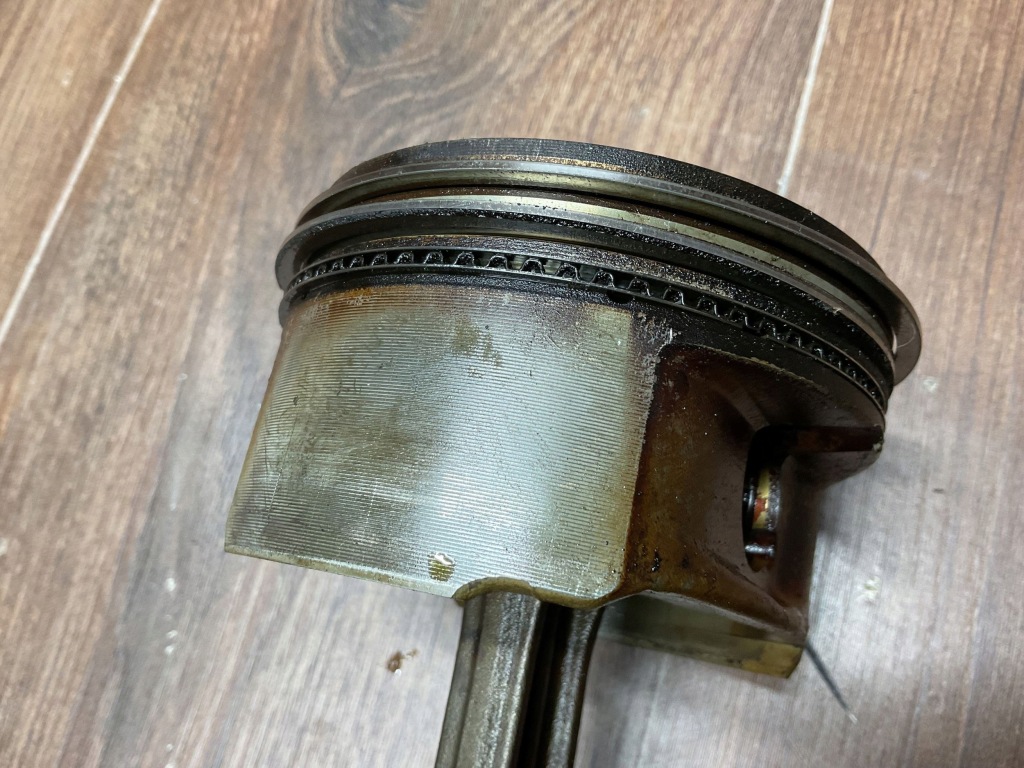 Поршень mercedes-benz sl500 r129 a1130300317 a1130303117 a1130300020 Доставка