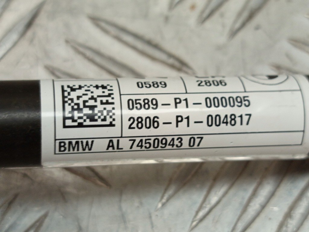 фото №13, Bmw оригінальний номер 7450943 1' f40 f70 2' f44 f74 патрон піротехнічний капот лівий