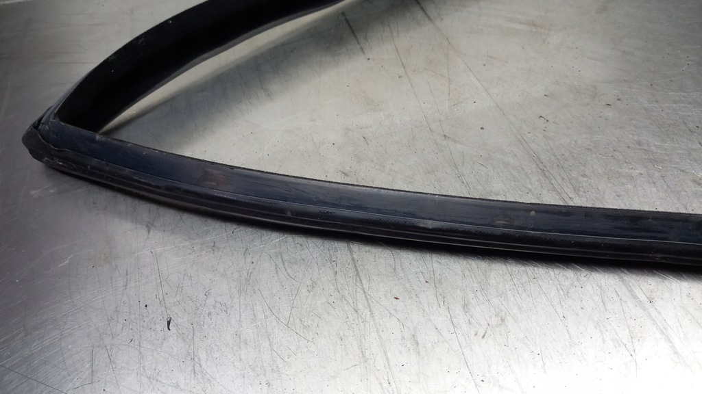 фото №11, Прокладка двері лівий задня volvo xc70 ii v70 iii