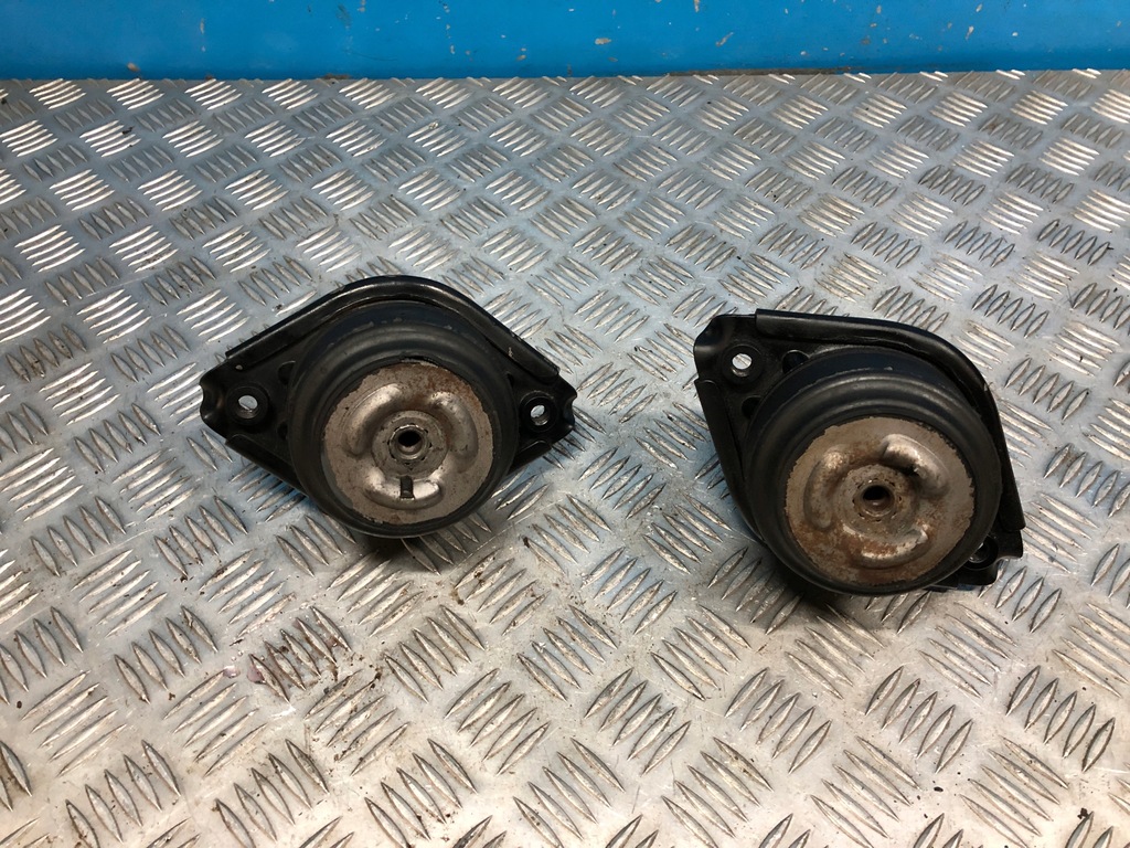 фото №1, Mercedes gl x164 320 cdi om642 подушка pod двигатель