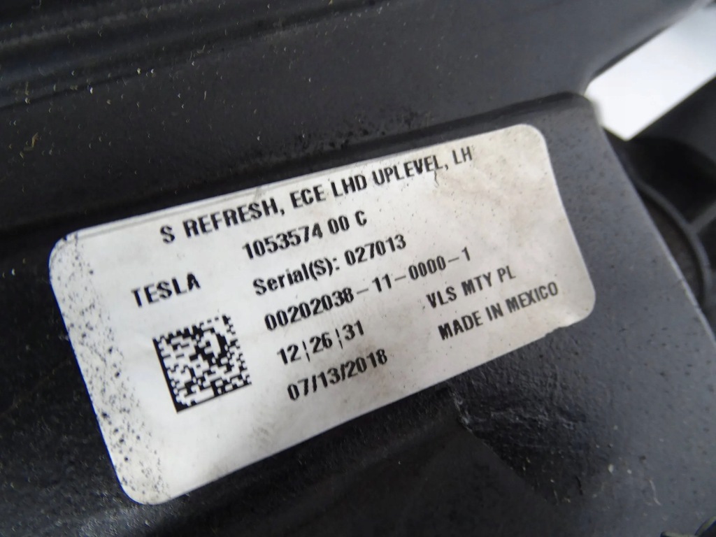 Фара перед передняя левая tesla s рестайлинг  full led Доставка