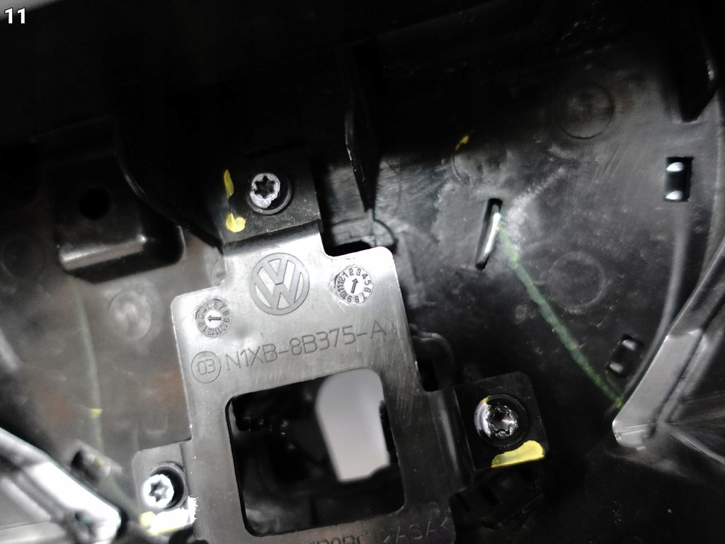 фото №12, Vw amarok ii 2 v6 n1xb 2hj 22- решётка радиатора решётка радиатора решётка эмблема w бампер перед